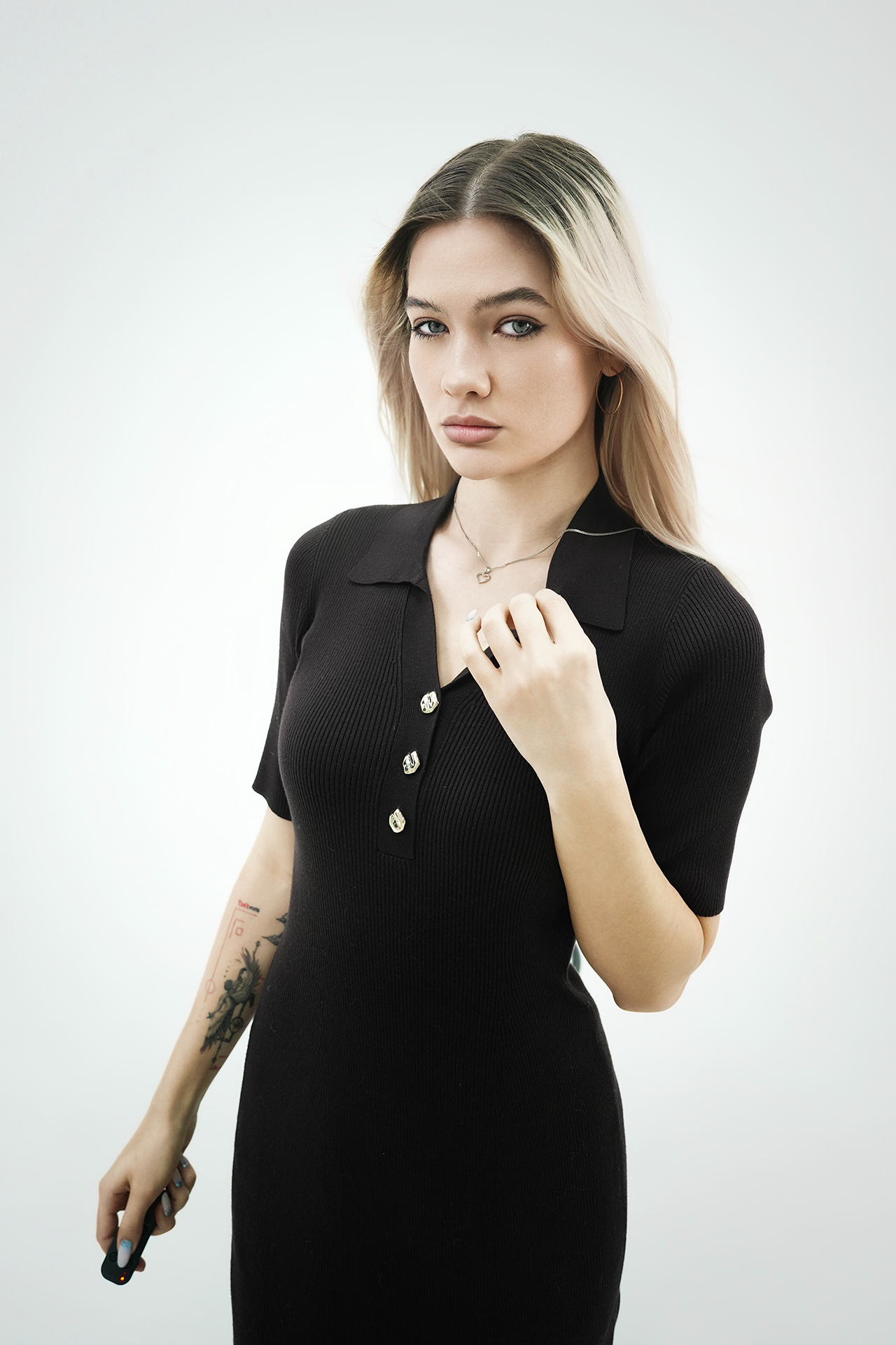 Фотосессия в чёрном платье